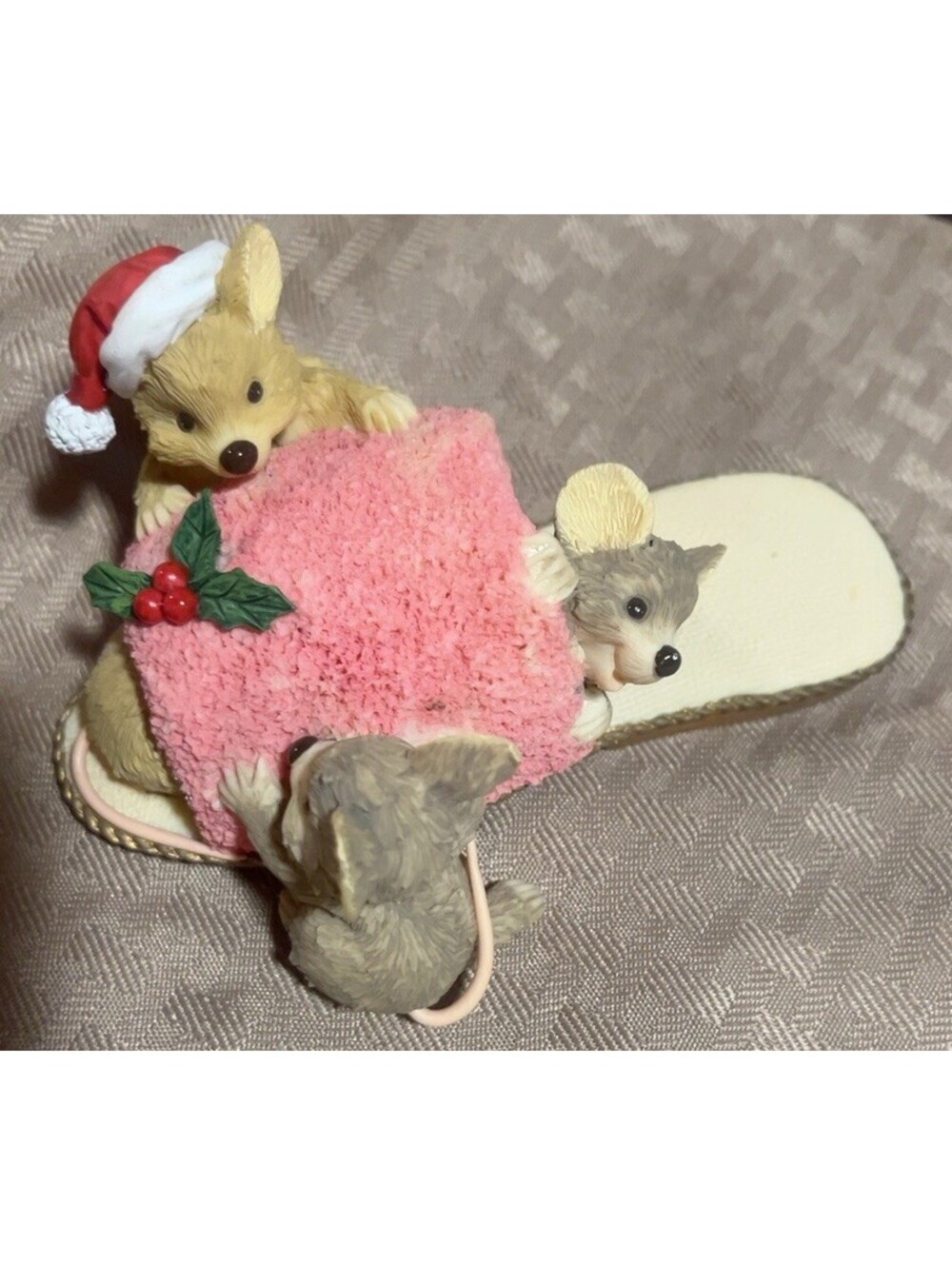 Vintage 1995 Very Merry Mice "Mouse On Slipper" Christmas 77146 Roman Inc